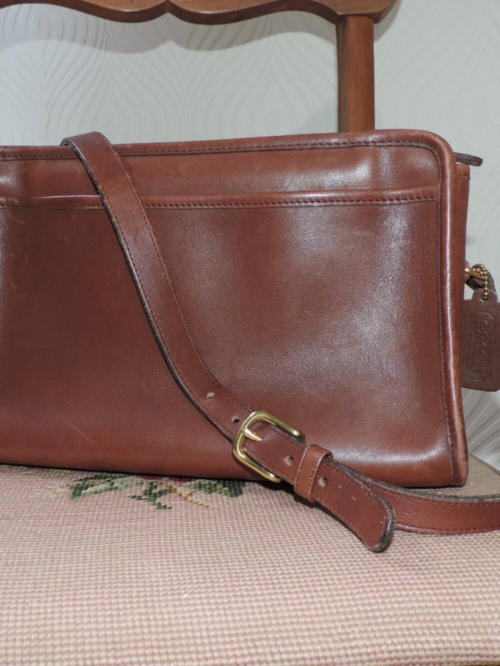 COACH Swagger Bag Mahogany Brown Leather Vintage 80s Style #9820 NYC made